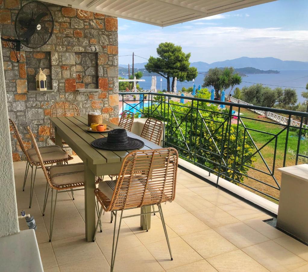 Katsaros  Azzurro酒店 外观 照片
