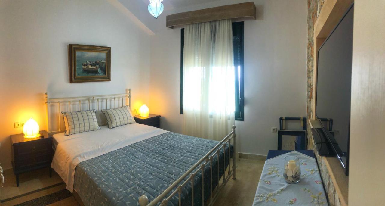 Katsaros  Azzurro酒店 外观 照片