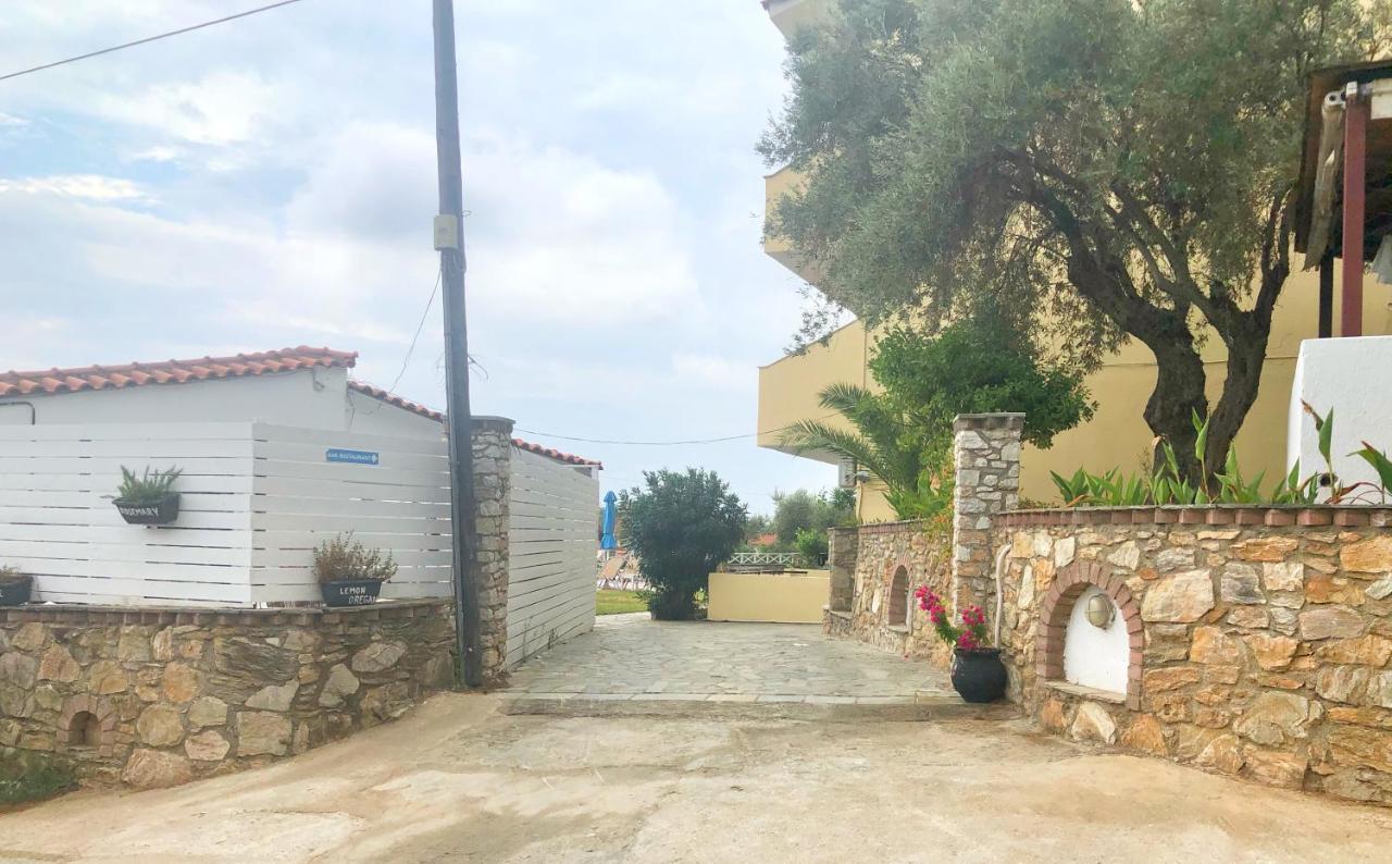 Katsaros  Azzurro酒店 外观 照片